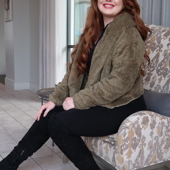 Slayla Teddy - Picture 2 of 2